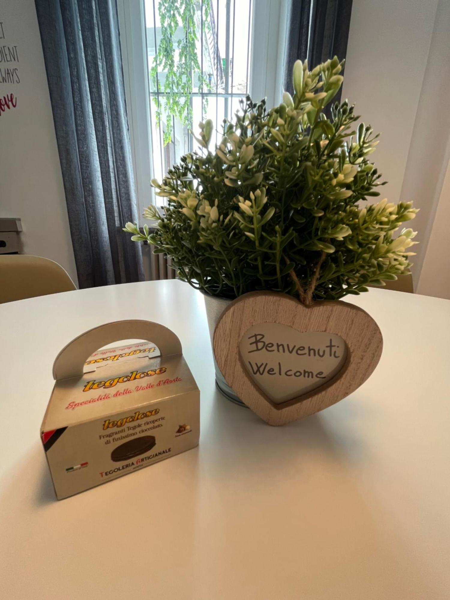 Game,Set And Love -Loft Nel Cuore Di Aosta Buitenkant foto